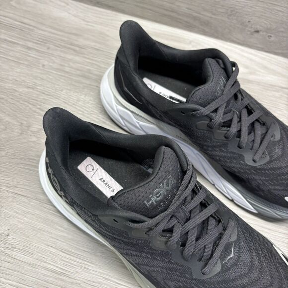 Hoka One One Arahi 6 Running Shoes Womens Sz 7 B Black Gray Athletic Sneakers LN - Picture 11 of 14